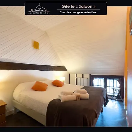 Aux Portes De La Baie - *