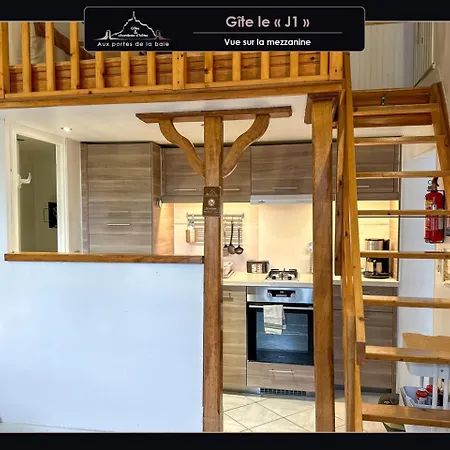 Aux Portes De La Baie -